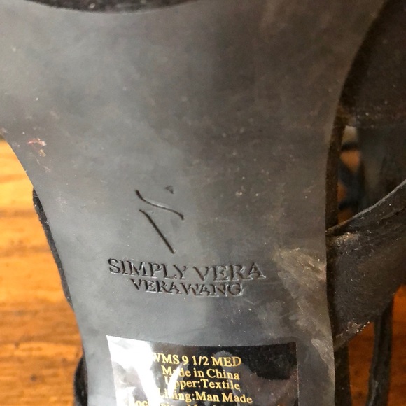 Simply Vera Vera Wang heels - Picture 8 of 8